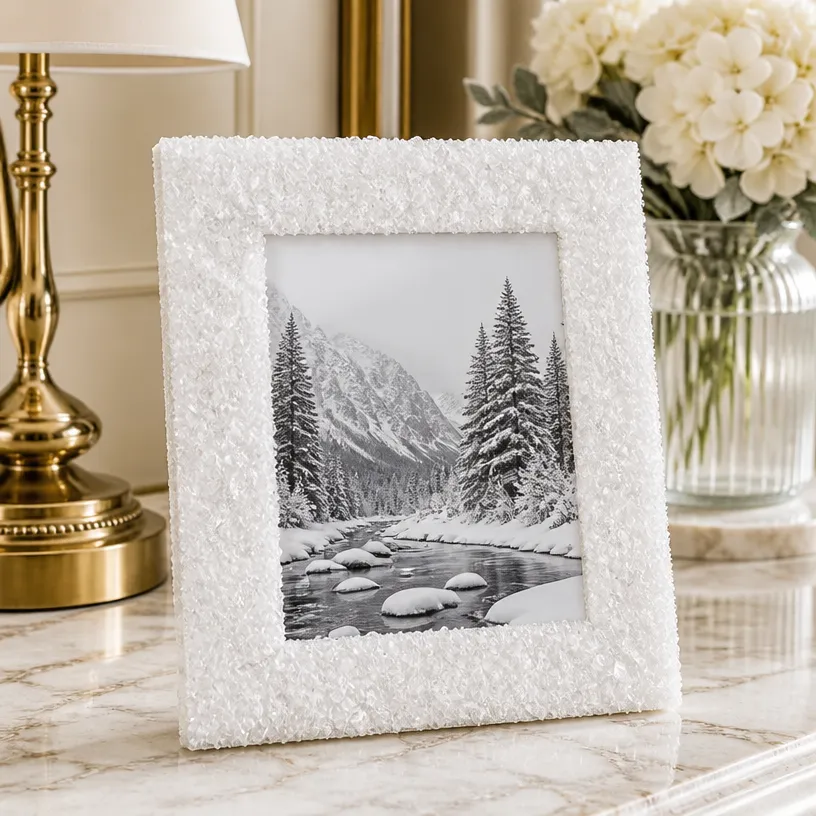 Frosted Frames for Luxe Interior Decor 4 Frosted Frames for a Luxury Decor Look